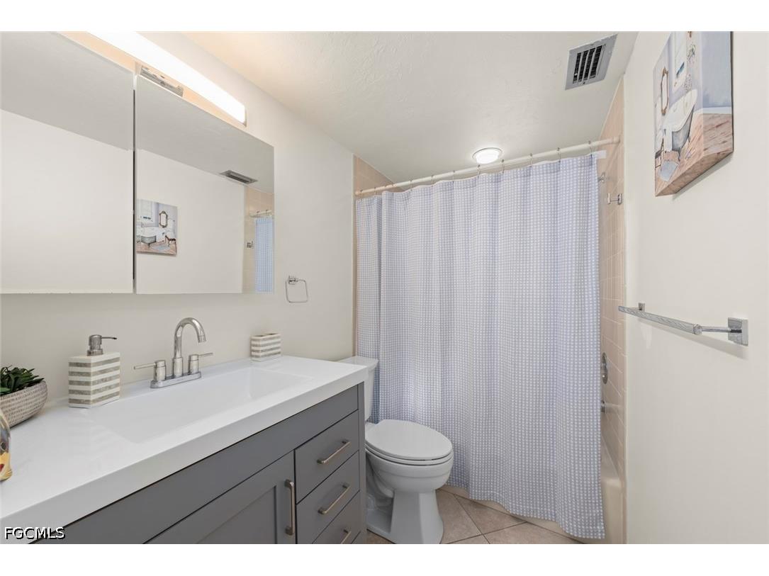 1410 Sand Castle Road Sanibel FL 33957 2026019038 image18