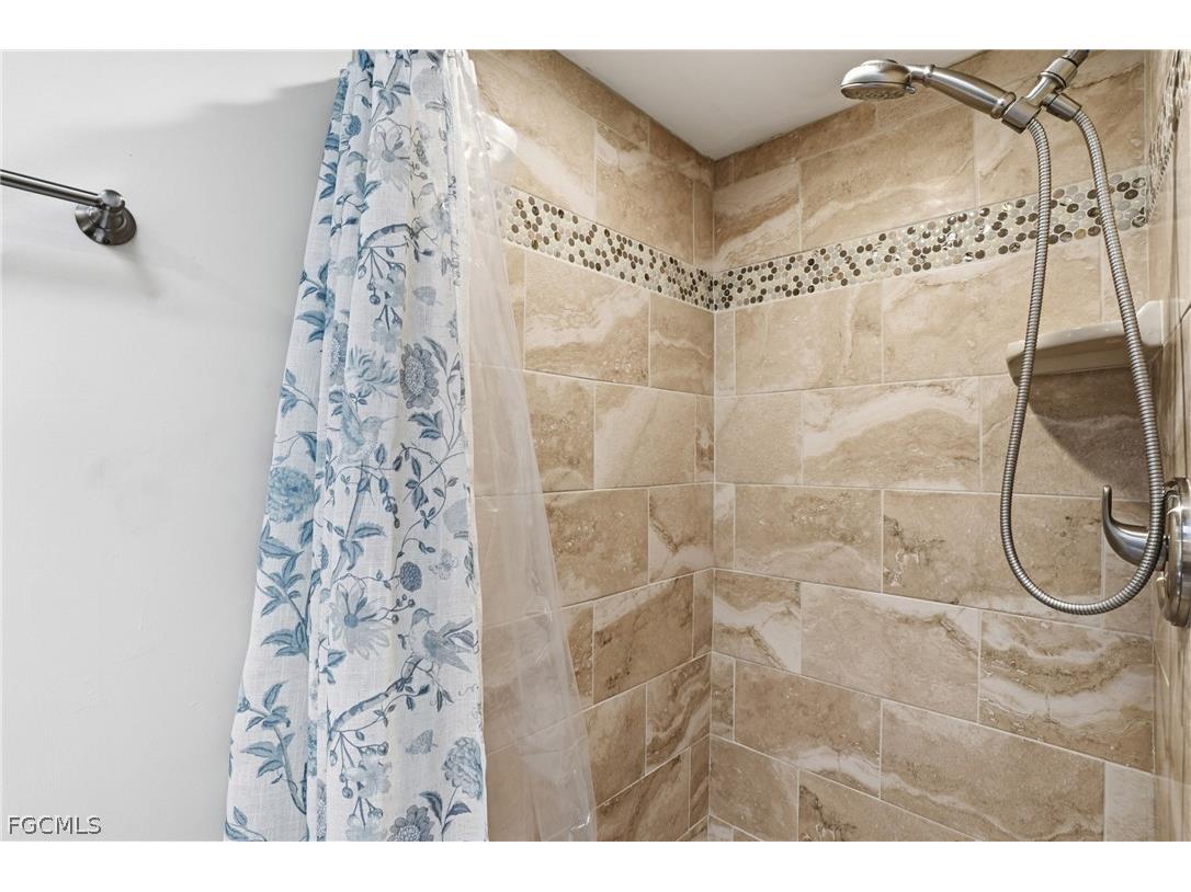 1410 Tredegar Drive Fort Myers FL 33919 2026013296 image18