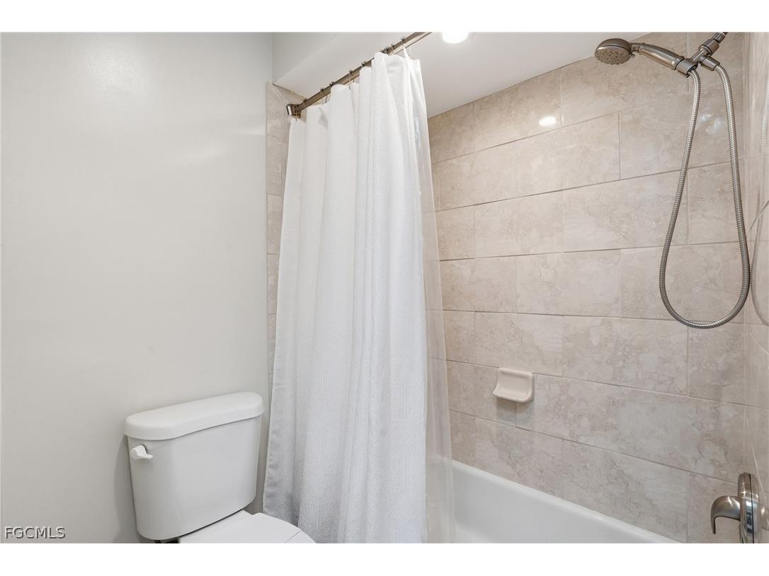 1410 Tredegar Drive Fort Myers FL 33919 2026013296 image23