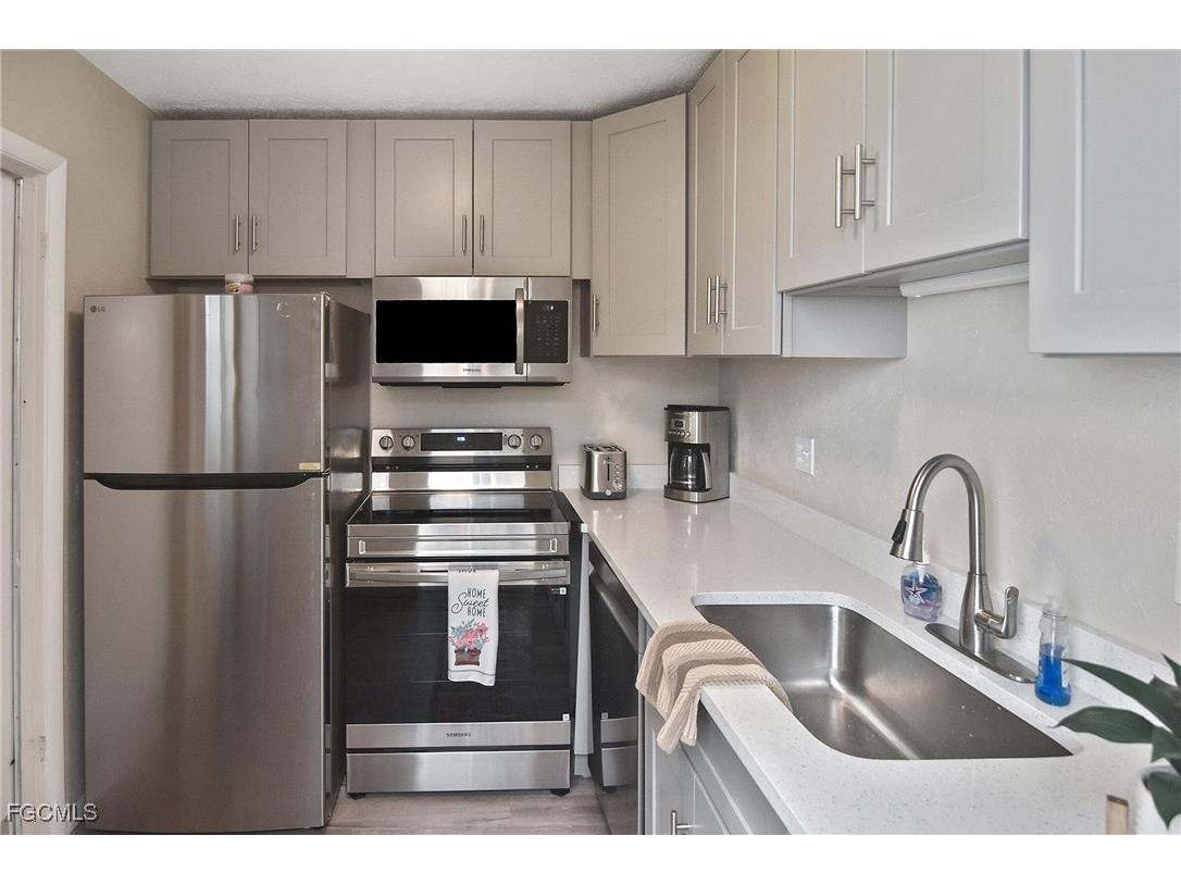 1411 Tropic Terrace North Fort Myers FL 33903 2026001255 image11