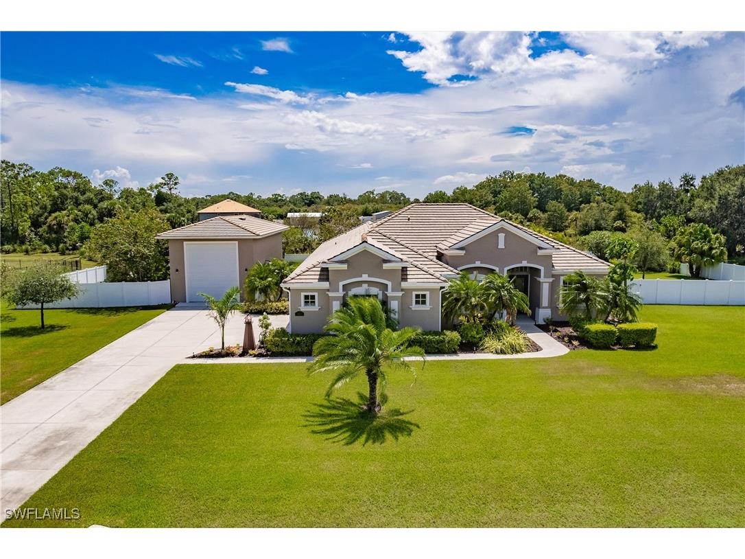 14111 Binghampton Drive Fort Myers FL 33905 224069260 image1