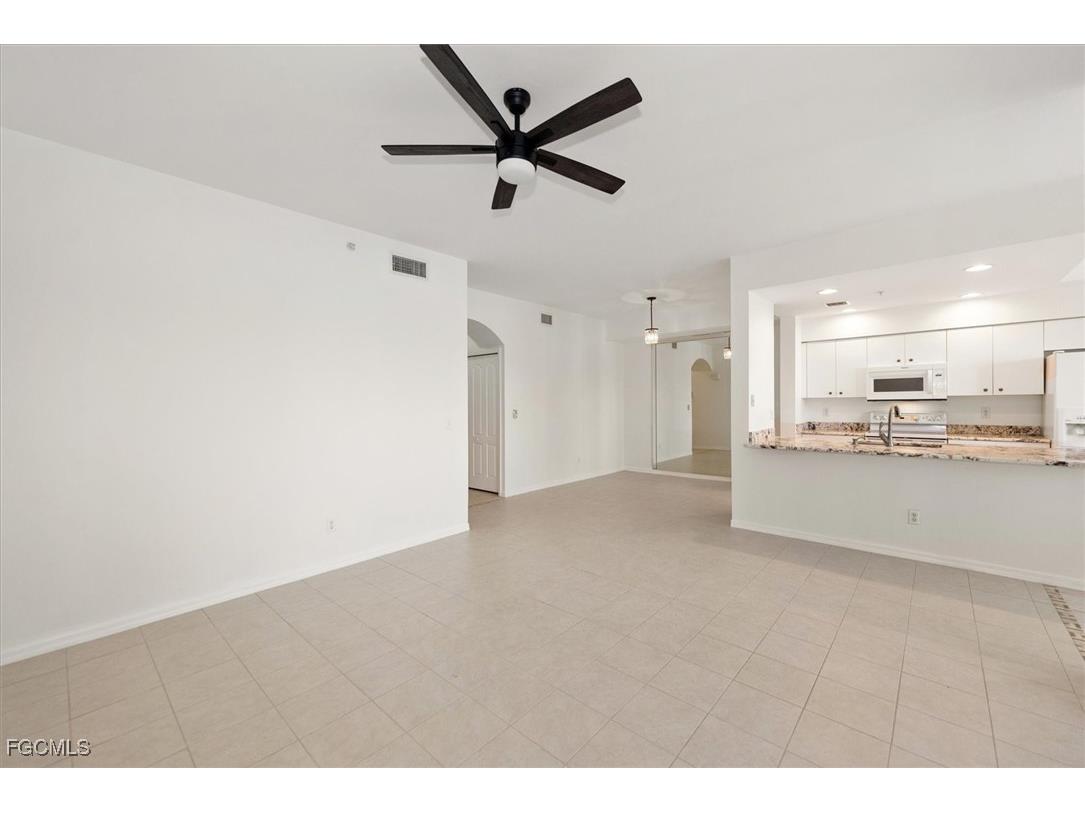 14111 Brant Point Circle #2106 Fort Myers FL 33919 2025004409 image10