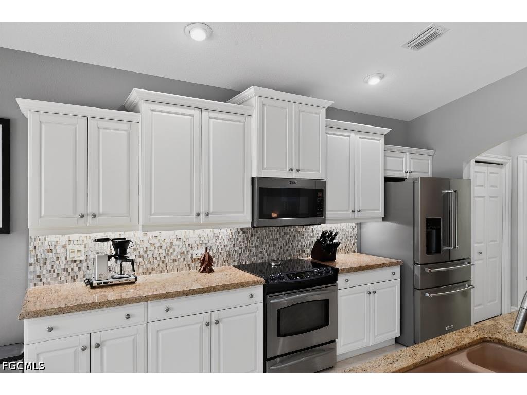 14117 Tivoli Terrace Bonita Springs FL 34135 2026023489 image8