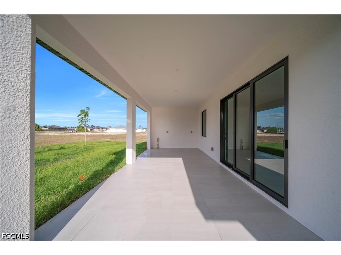 1412 NE 2nd Place Cape Coral FL 33909 2026017515 image11