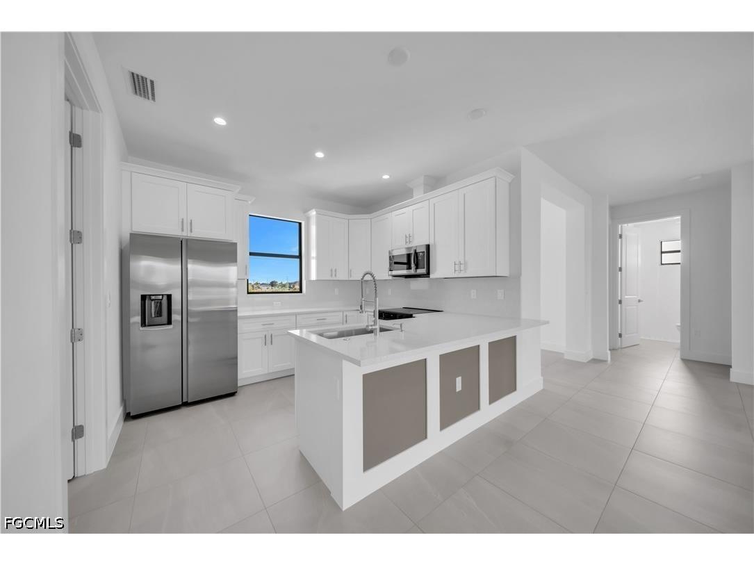 1412 NE 2nd Place Cape Coral FL 33909 2026017515 image16