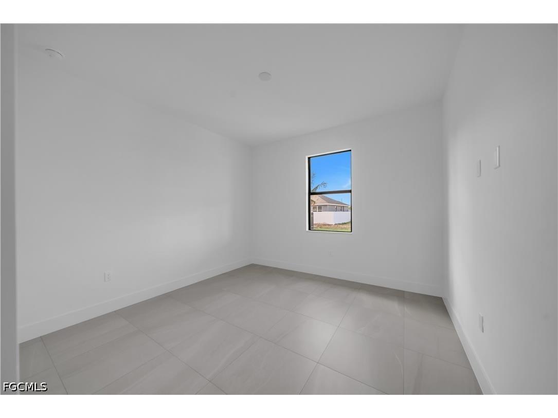 1412 NE 2nd Place Cape Coral FL 33909 2026017515 image25