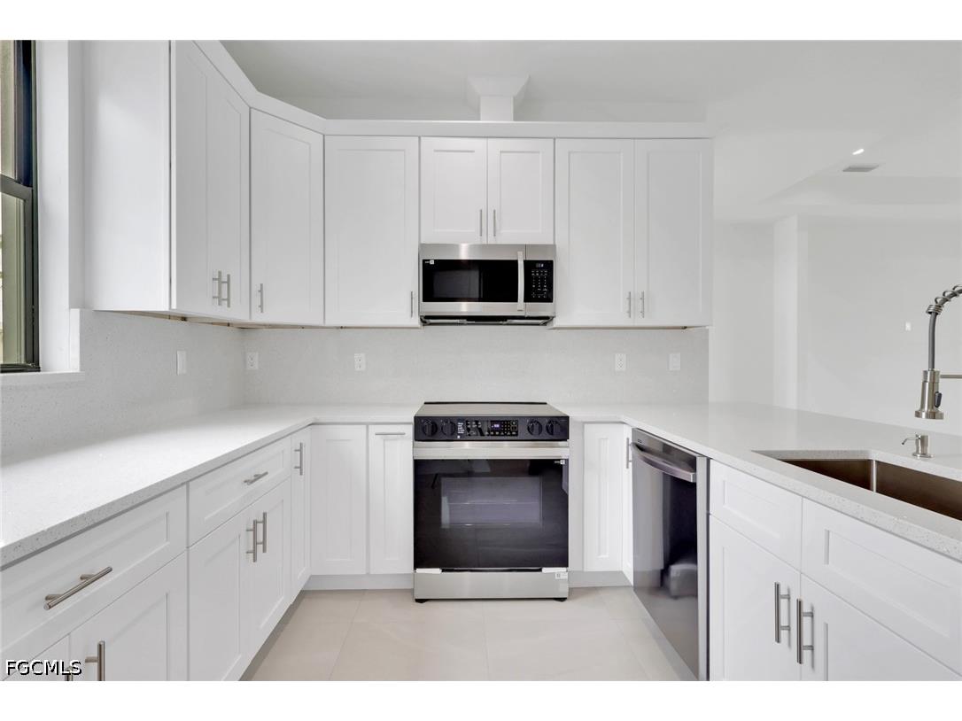 1412 NE 2nd Place Cape Coral FL 33909 2026026680 image15