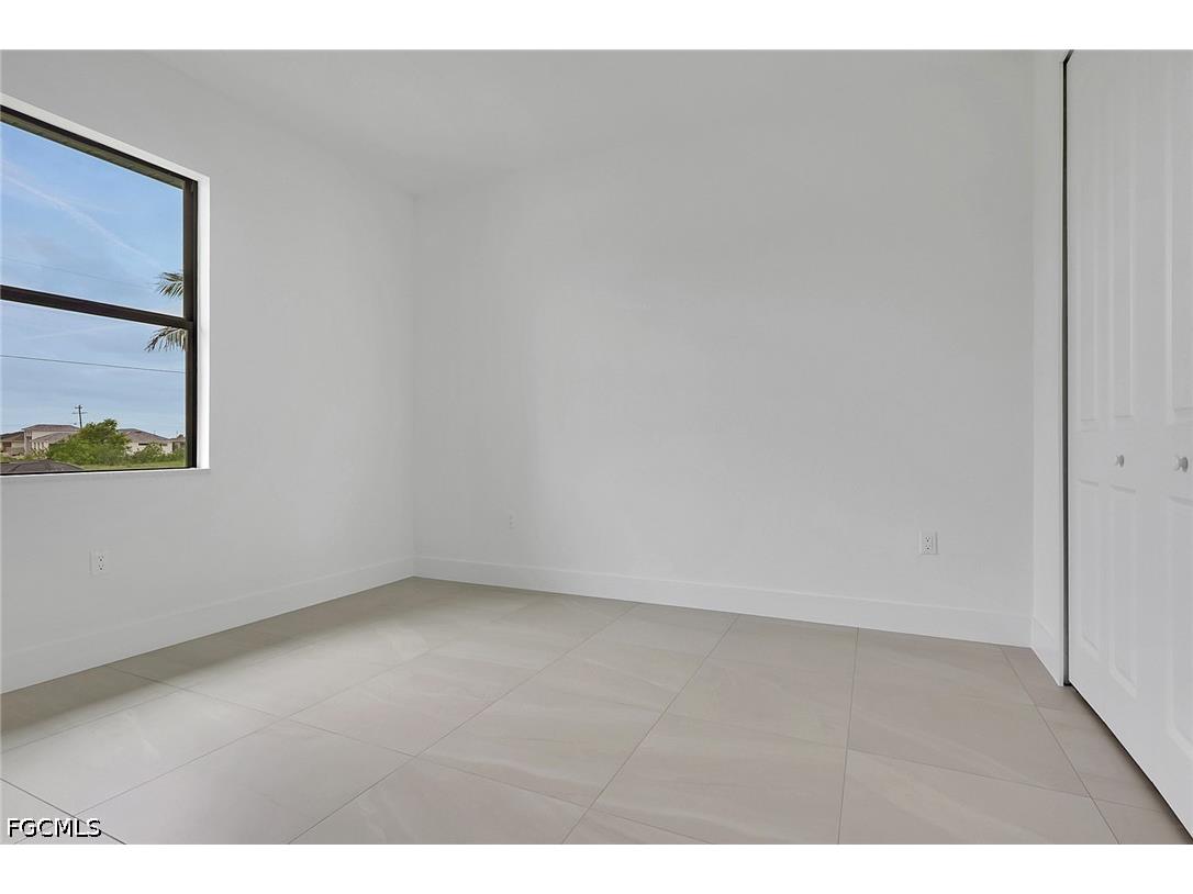 1412 NE 2nd Place Cape Coral FL 33909 2026026680 image29