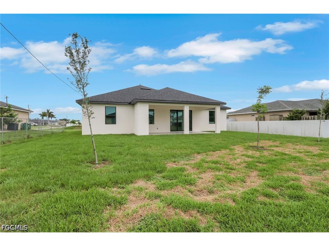 1412 NE 2nd Place Cape Coral FL 33909 2026026680 image37