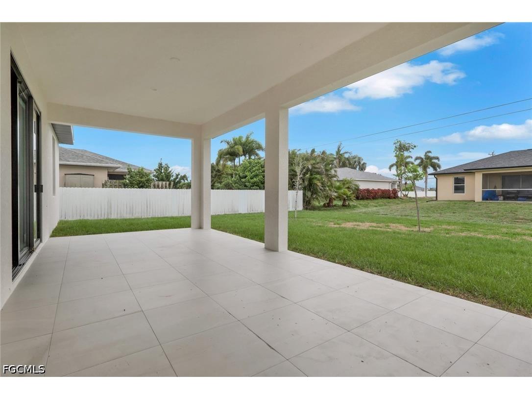 1412 NE 2nd Place Cape Coral FL 33909 2026026680 image38