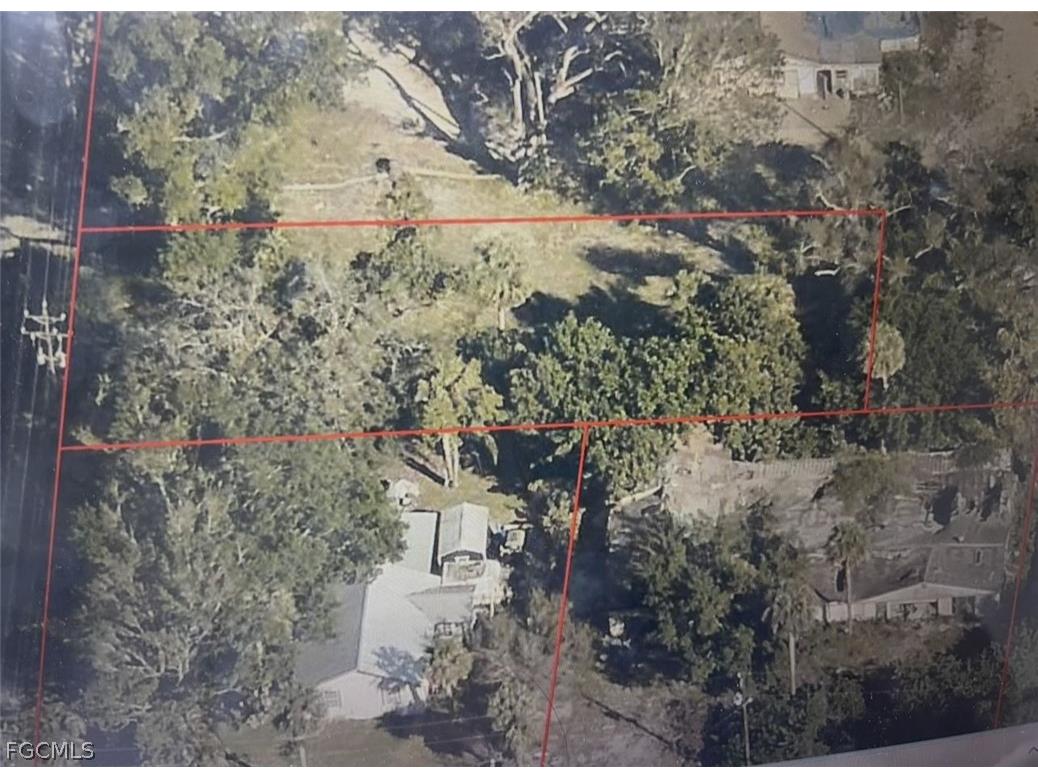 1412 Piney Road North Fort Myers FL 33903 2026010908 image1