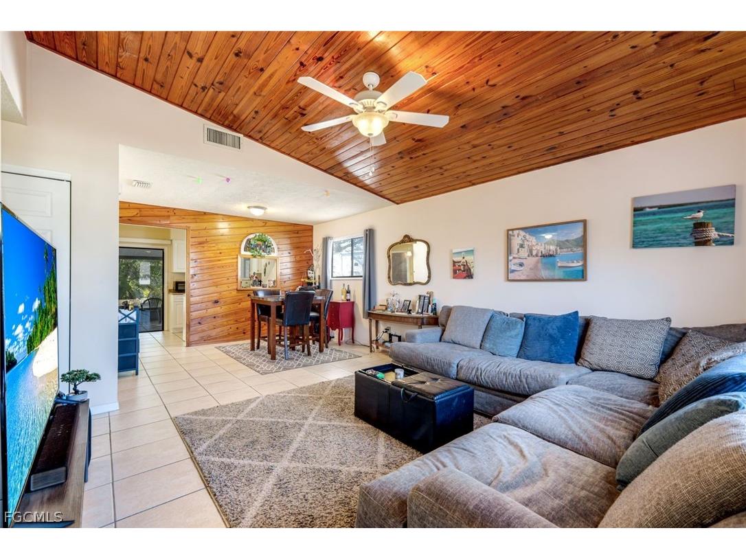 1410/ 1412 SE 8th Avenue Cape Coral FL 33990 2026009727 image18