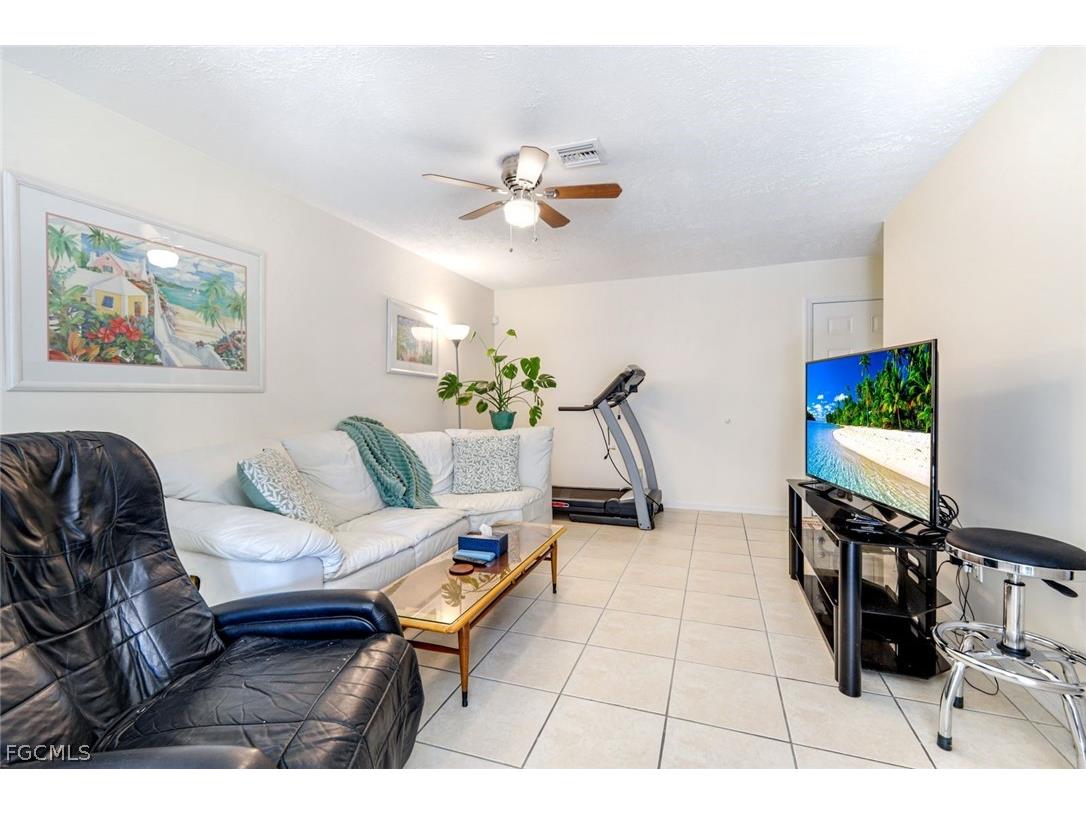 1410/ 1412 SE 8th Avenue Cape Coral FL 33990 2026009727 image4