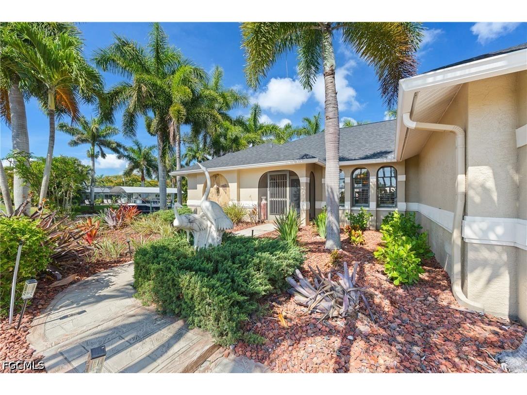 1412 Windsor Court Cape Coral FL 33904 2026020692 image35