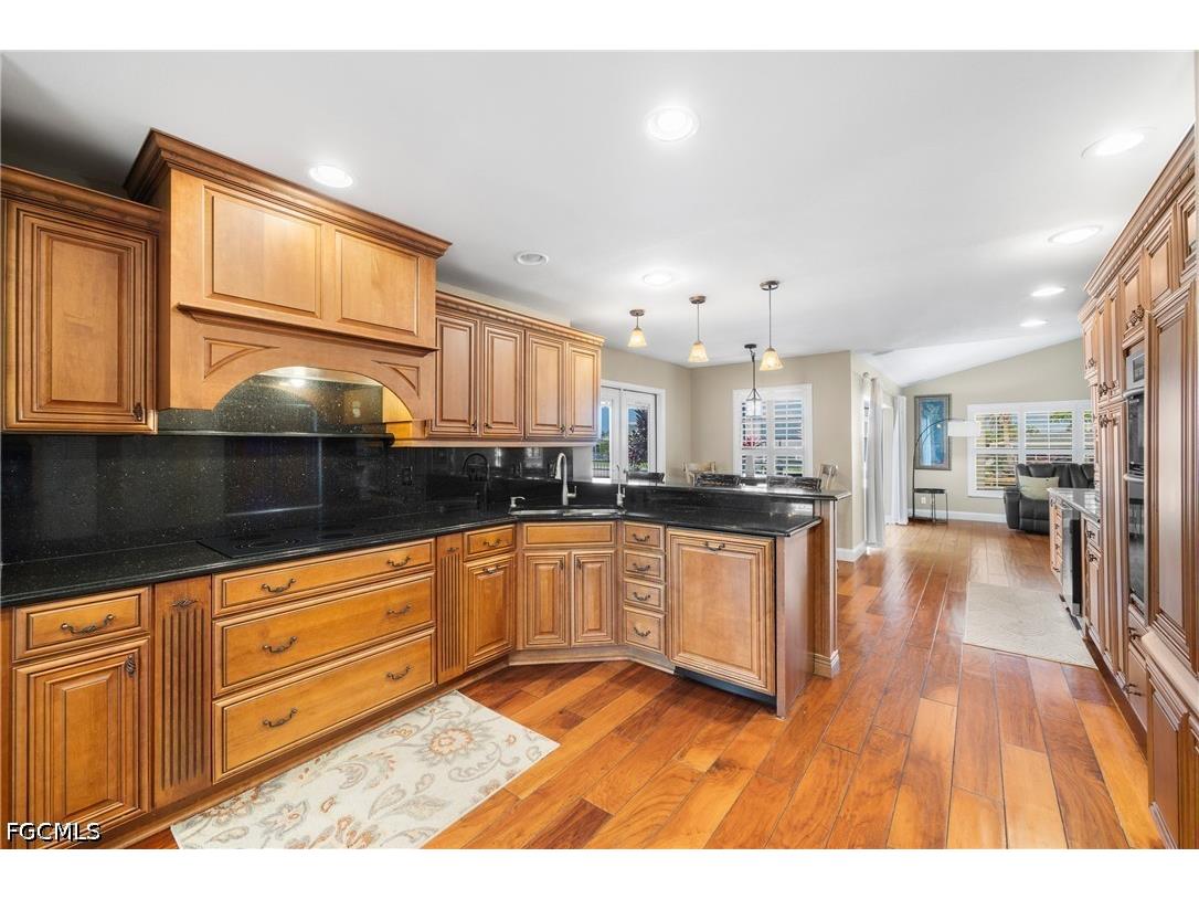 1412 Windsor Court Cape Coral FL 33904 2026020692 image8