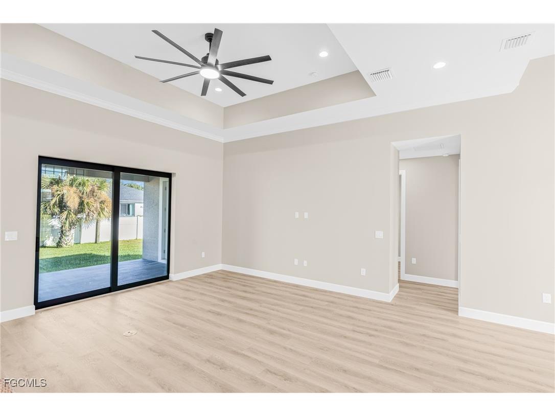 14121 Cedardale Street Fort Myers FL 33905 2025026297 image13