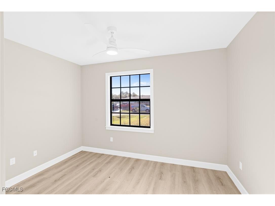 14121 Cedardale Street Fort Myers FL 33905 2025026297 image18