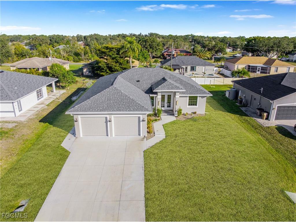 14121 Cedardale Street Fort Myers FL 33905 2025026297 image2