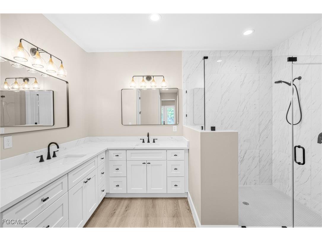 14121 Cedardale Street Fort Myers FL 33905 2025026297 image23