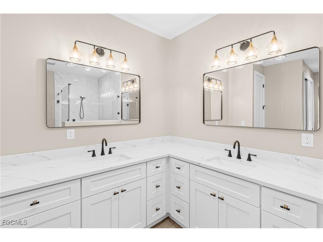 14121 Cedardale Street Fort Myers FL 33905 2025026297 image24