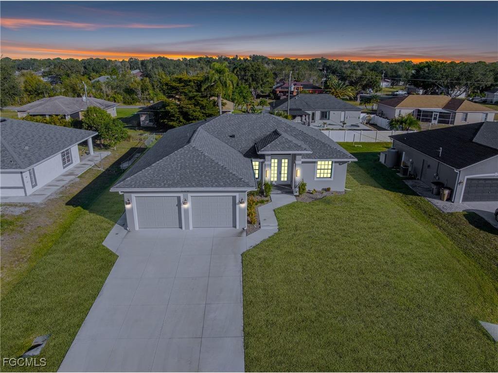 14121 Cedardale Street Fort Myers FL 33905 2025026297 image3