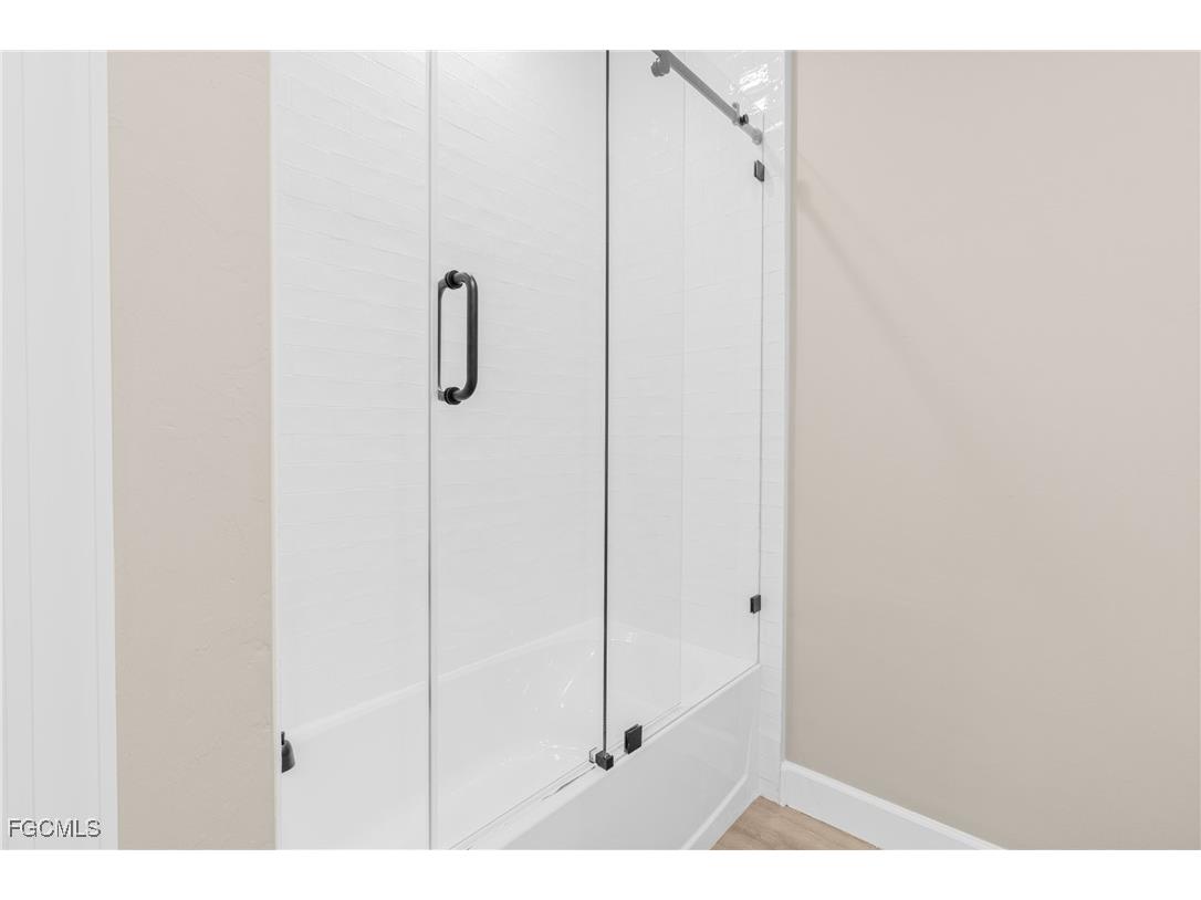 14121 Cedardale Street Fort Myers FL 33905 2025026297 image31