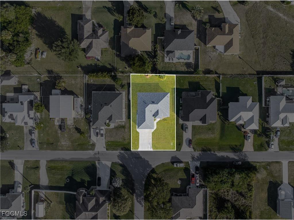 14121 Cedardale Street Fort Myers FL 33905 2025026297 image6