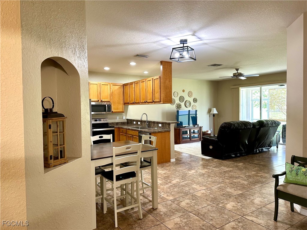 14122 Danpark Loop Fort Myers FL 33912 2025000599 image4