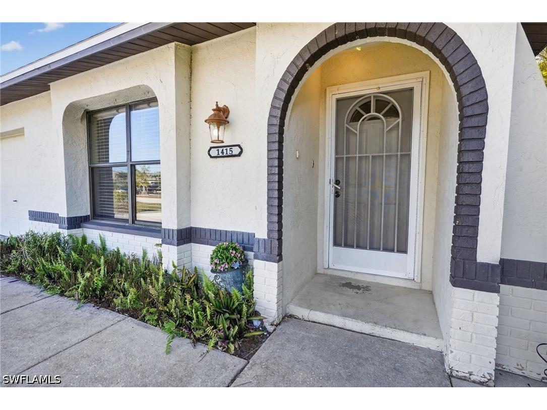 1413/1415 SE 23rd Place Cape Coral FL 33990 226012339 image18