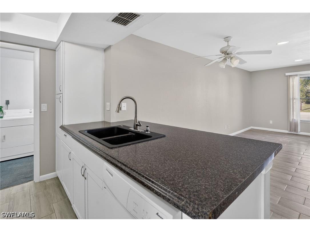 1413/1415 SE 23rd Place Cape Coral FL 33990 226012339 image25