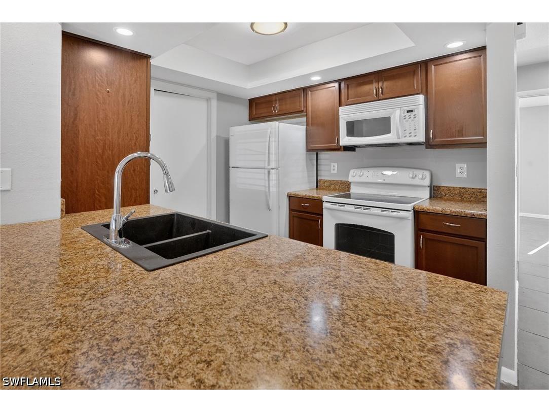 1413/1415 SE 23rd Place Cape Coral FL 33990 226012339 image6