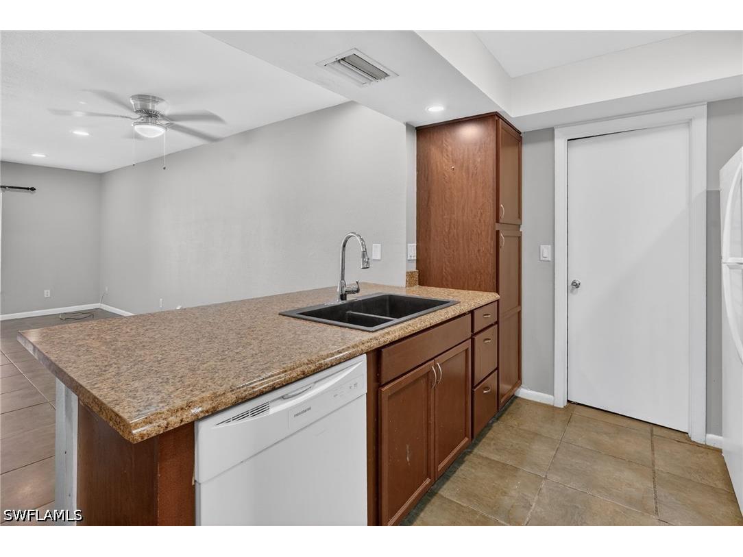 1413/1415 SE 23rd Place Cape Coral FL 33990 226012339 image7