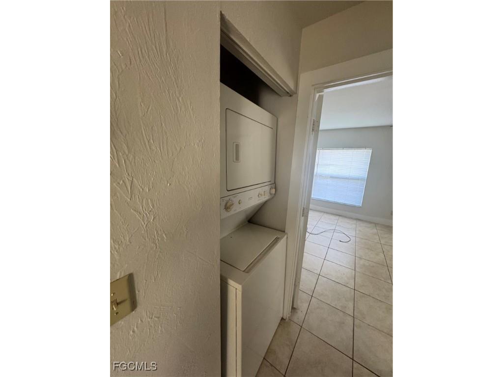 1413 Andalusia Boulevard Cape Coral FL 33909 2025024099 image10