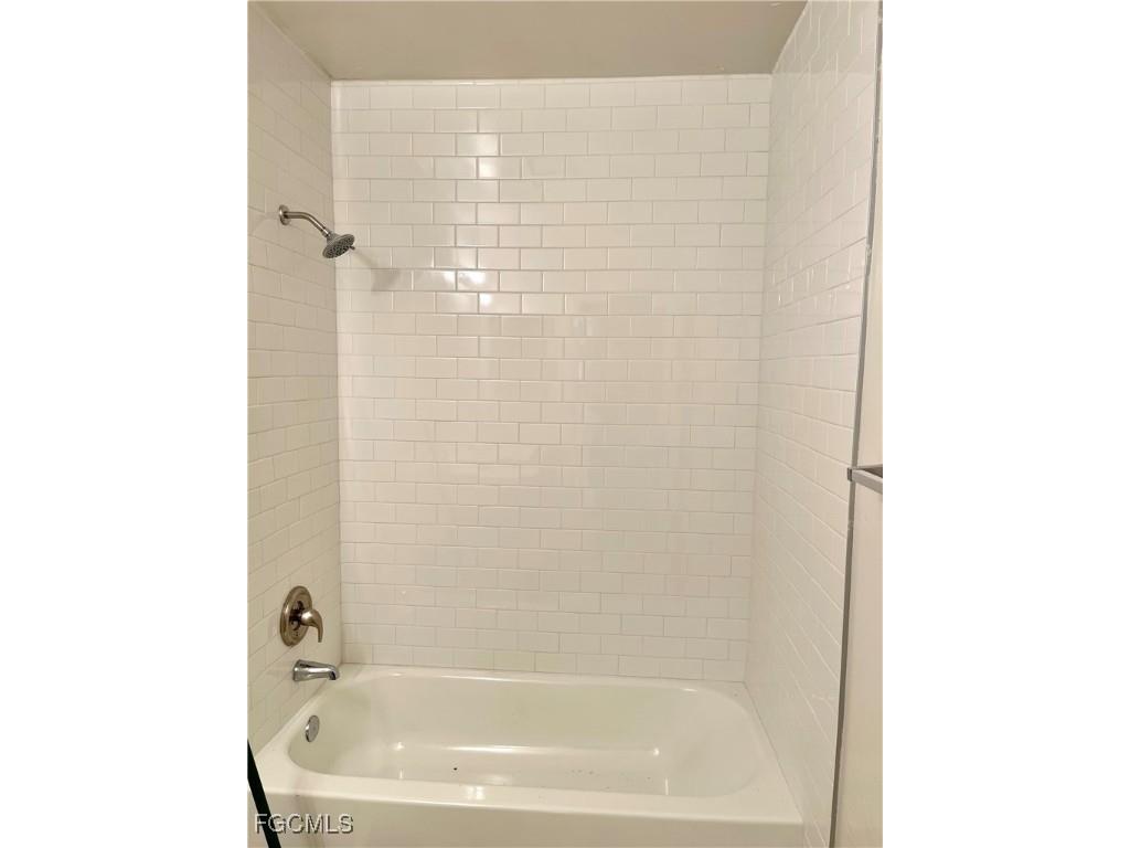 1413 Andalusia Boulevard Cape Coral FL 33909 2025024099 image7