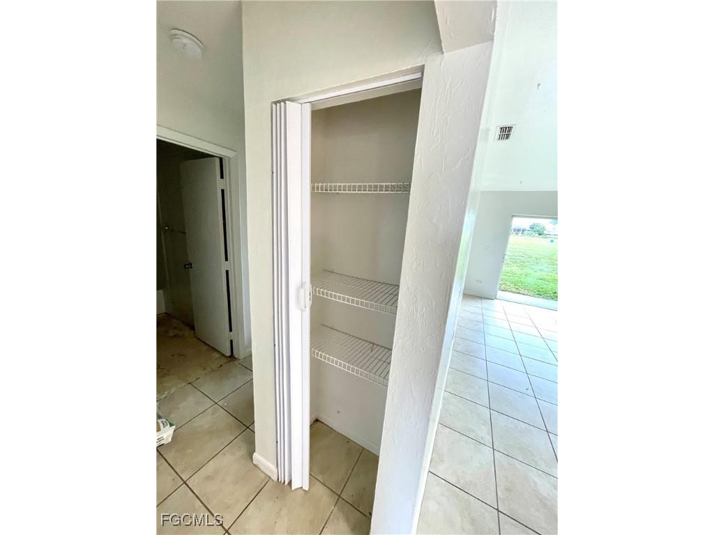 1413 Andalusia Boulevard Cape Coral FL 33909 2025024099 image8