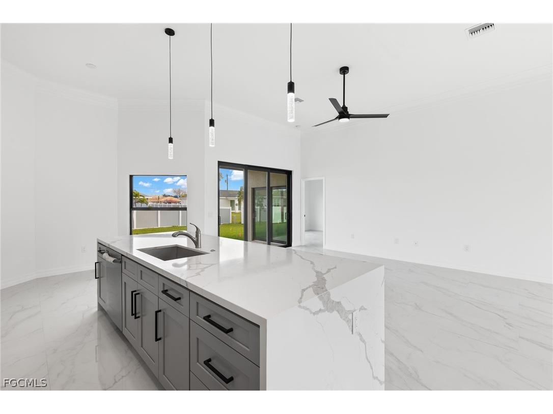 1413 NE 15th Terrace Cape Coral FL 33909 2026006973 image10