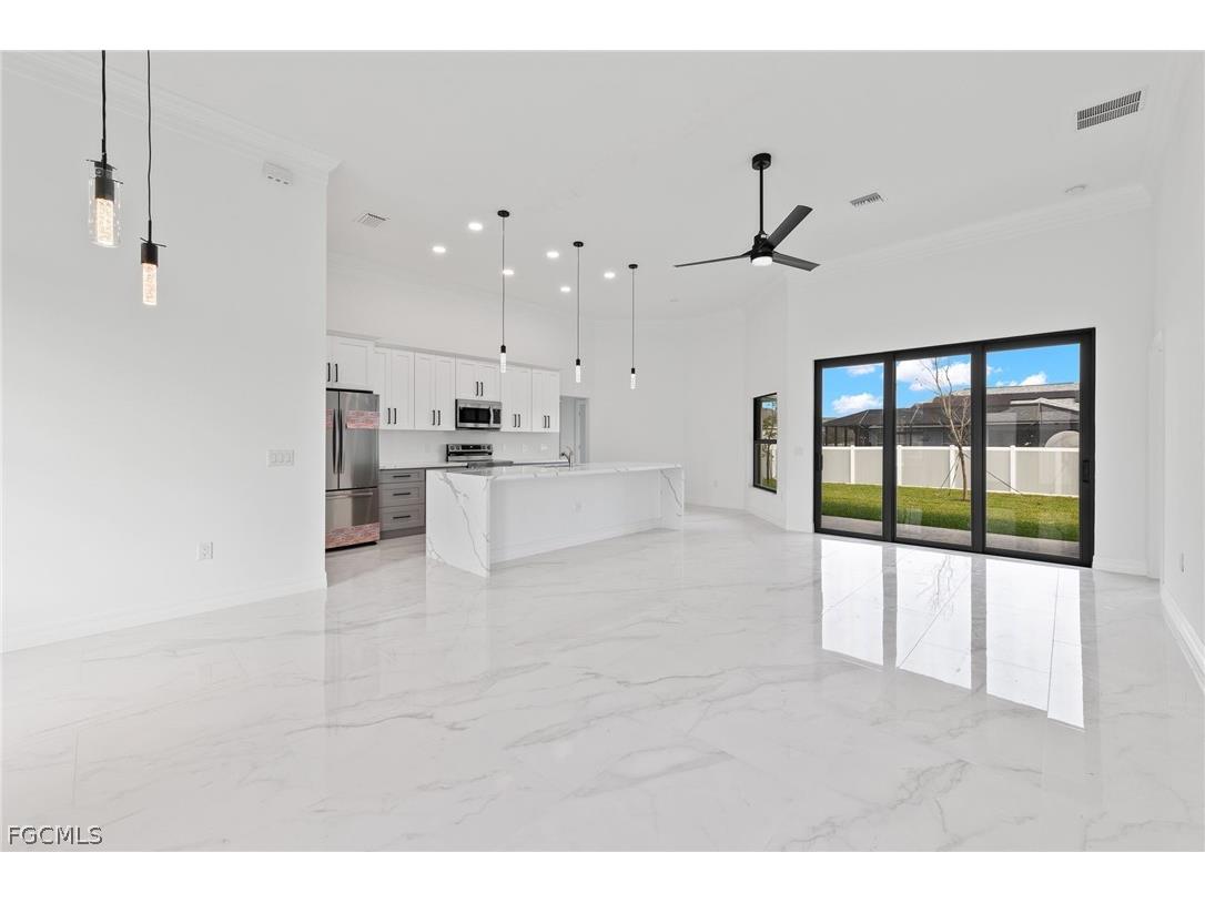 1413 NE 15th Terrace Cape Coral FL 33909 2026006973 image4