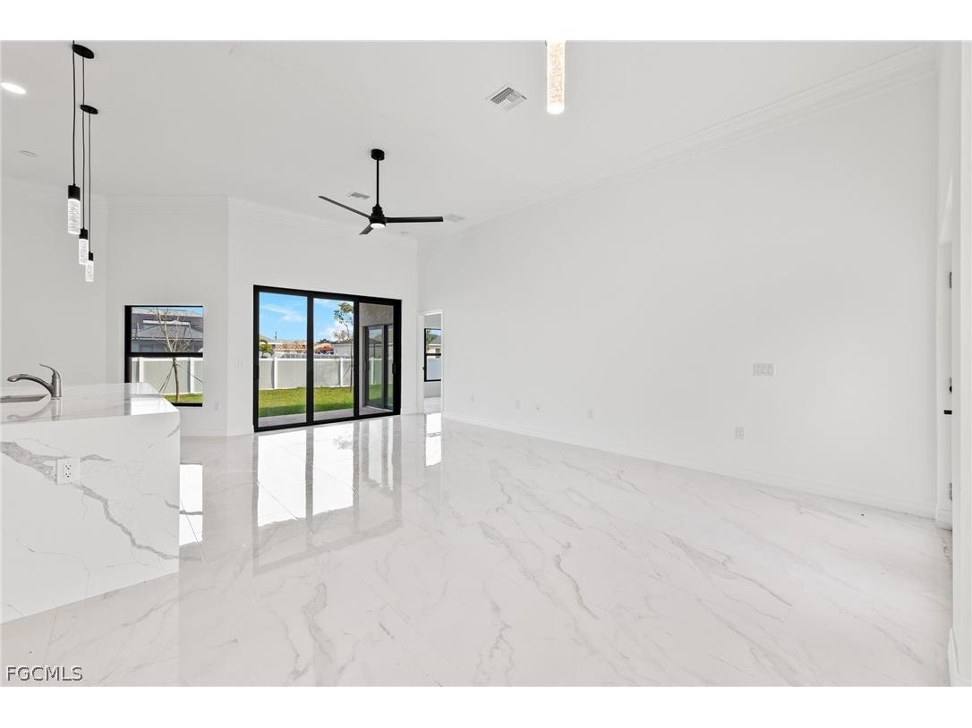 1413 NE 15th Terrace Cape Coral FL 33909 2026006973 image5