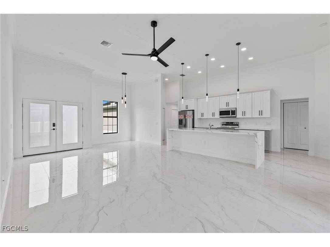 1413 NE 15th Terrace Cape Coral FL 33909 2026006973 image6
