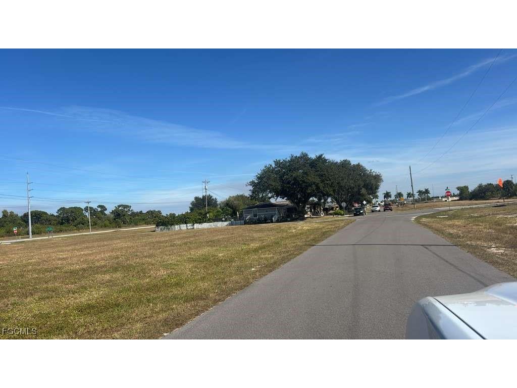 1413 NE 23rd Terrace Cape Coral FL 33909 2025021385 image4