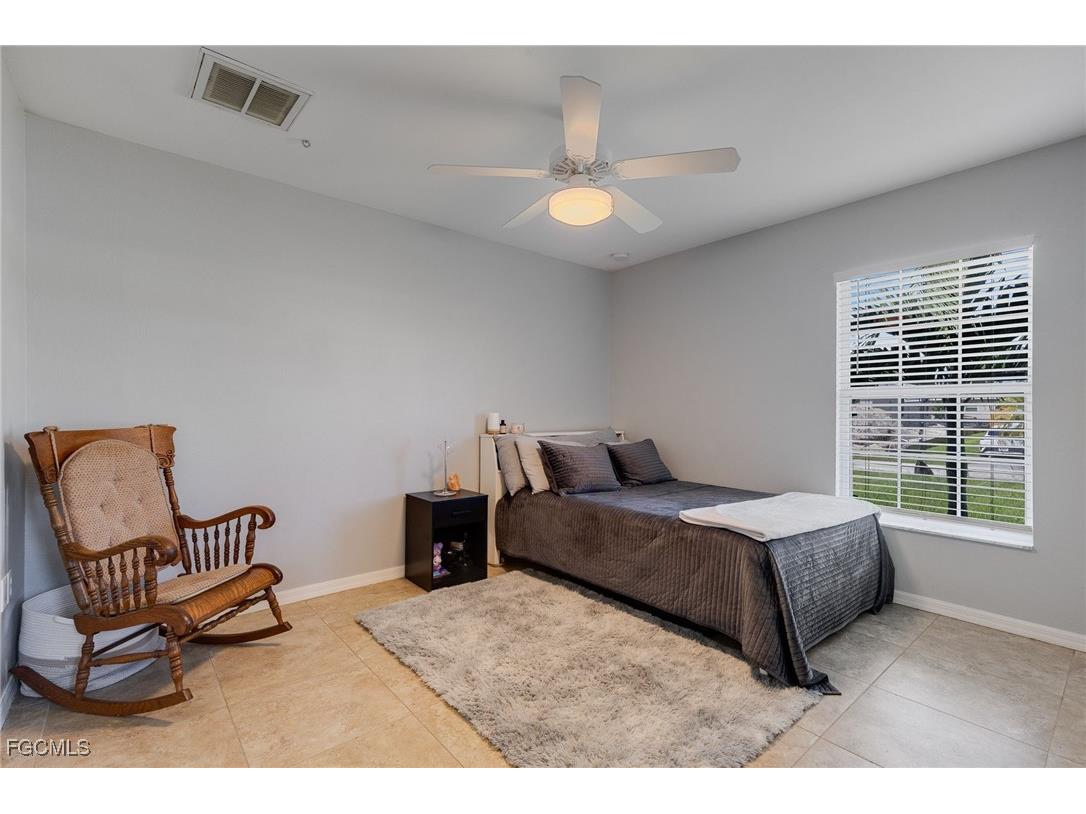 1413 NW 8th Place Cape Coral FL 33993 2025009739 image17