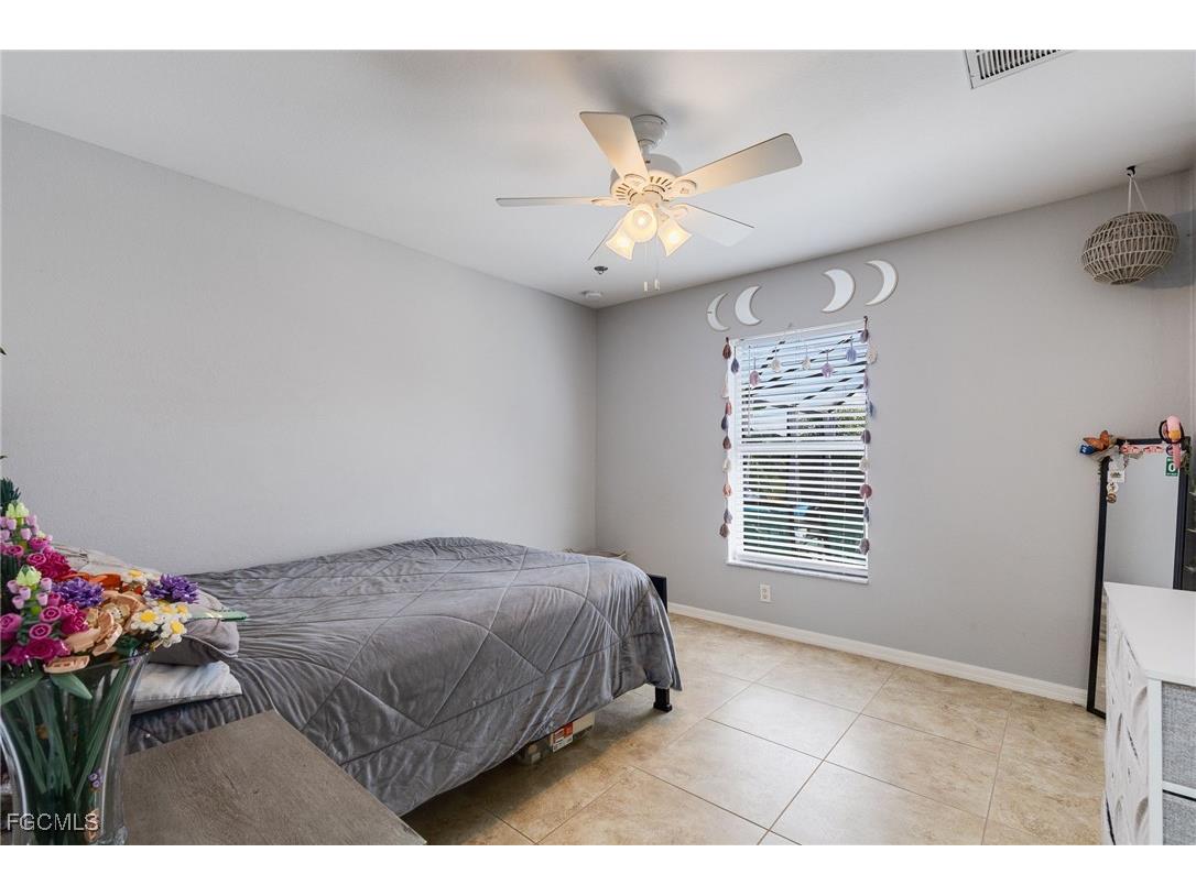 1413 NW 8th Place Cape Coral FL 33993 2025009739 image20