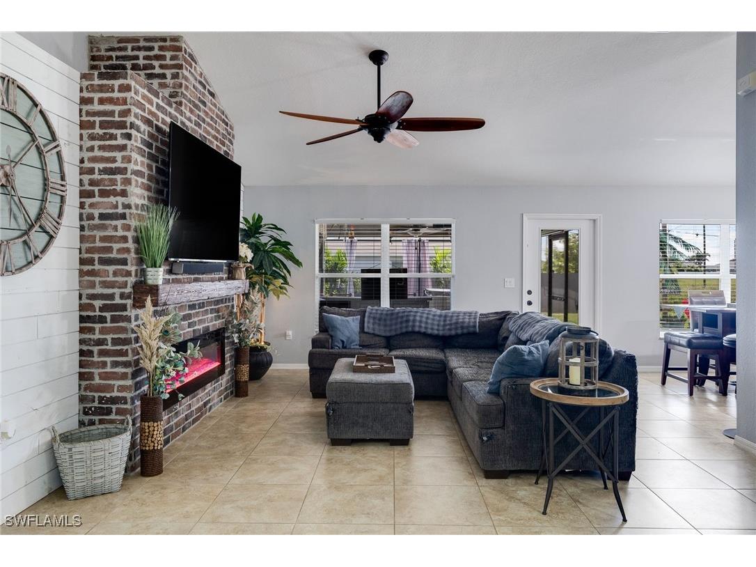 1413 NW 8th Place Cape Coral FL 33993 226002133 image4