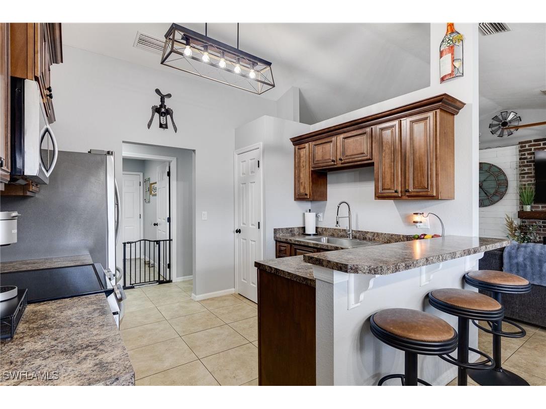 1413 NW 8th Place Cape Coral FL 33993 226002133 image9