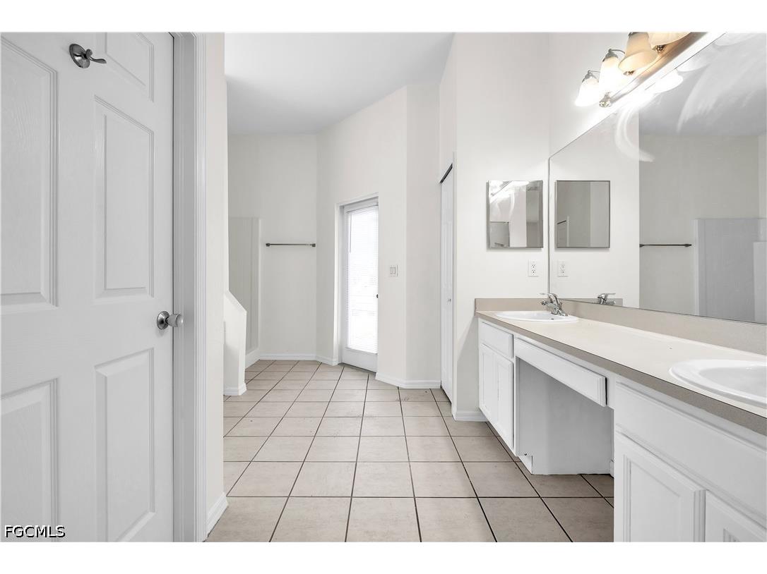 1413 SW 3rd Avenue Cape Coral FL 33991 2026018331 image43
