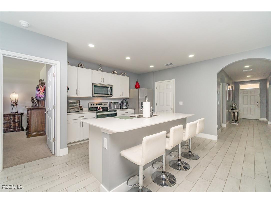 1413 SW Trafalgar Parkway Cape Coral FL 33991 2025017986 image13