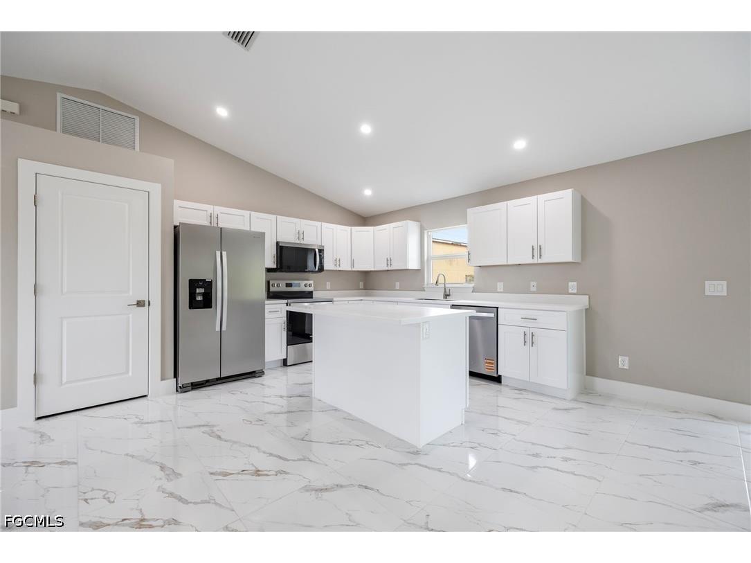 14130 Roof Street Fort Myers FL 33905 2026023793 image9