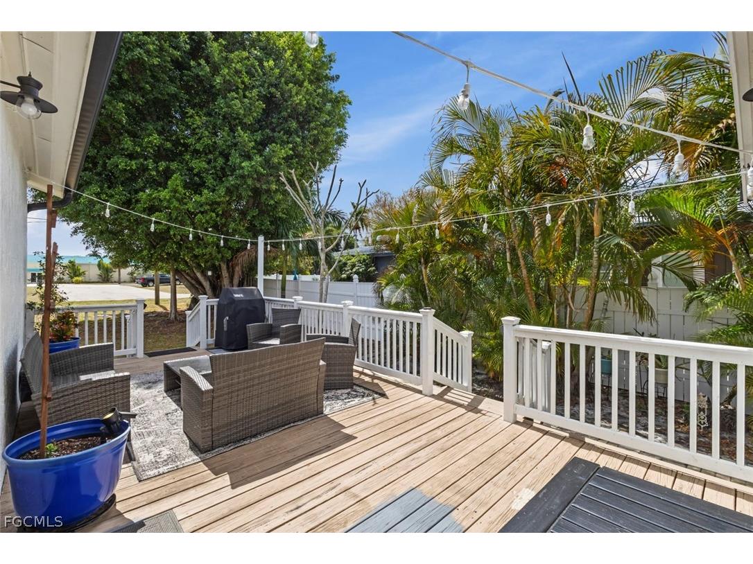 1414 Alhambra Drive Fort Myers FL 33901 2026012674 image26
