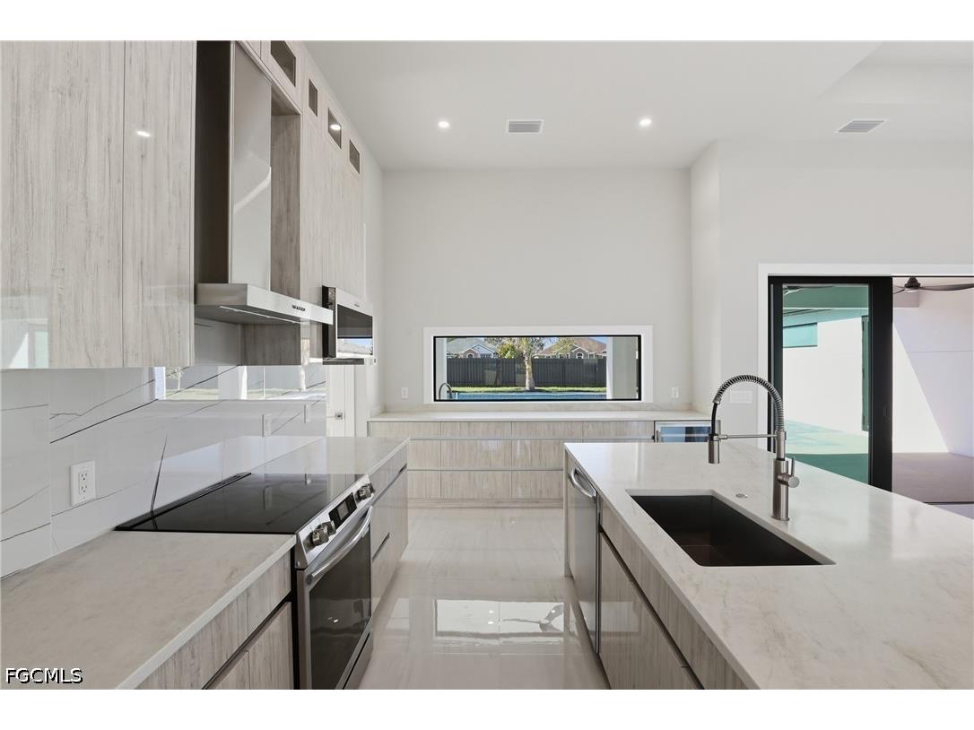 1414 NE 19th Terrace Cape Coral FL 33909 2026014012 image12