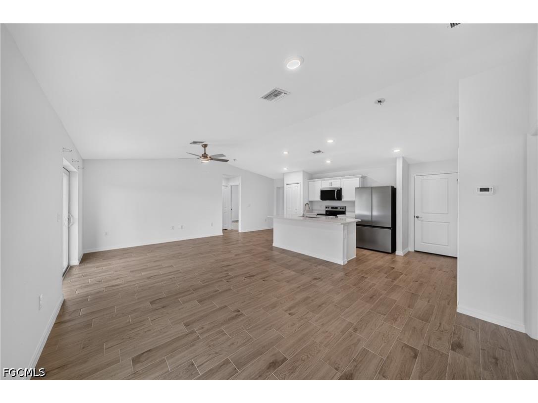 1414 NW 19th Terrace Cape Coral FL 33993 2026024257 image4